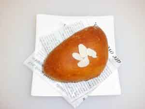 季節のマーマレードジャムパン  ￥160(税込)